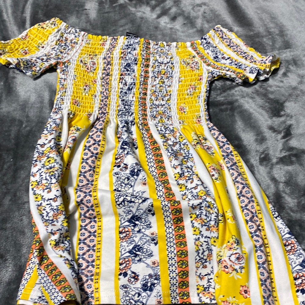 super stretchy floral yellow tee